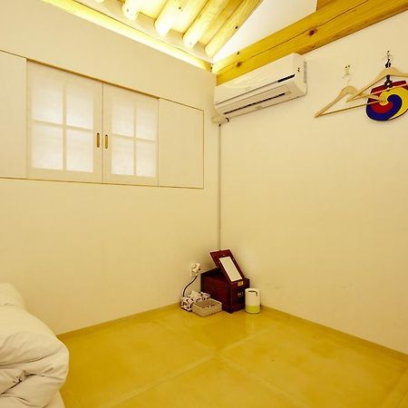 Hanok 24 Guesthouse Gyeongbokgung Seoul Luaran gambar