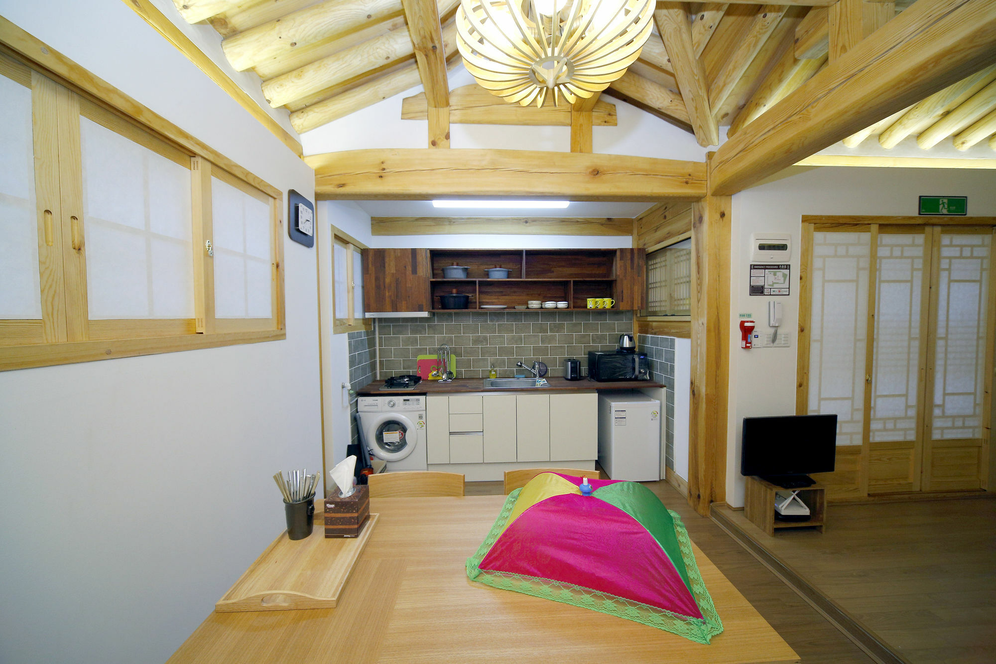 Hanok 24 Guesthouse Gyeongbokgung Seoul Luaran gambar