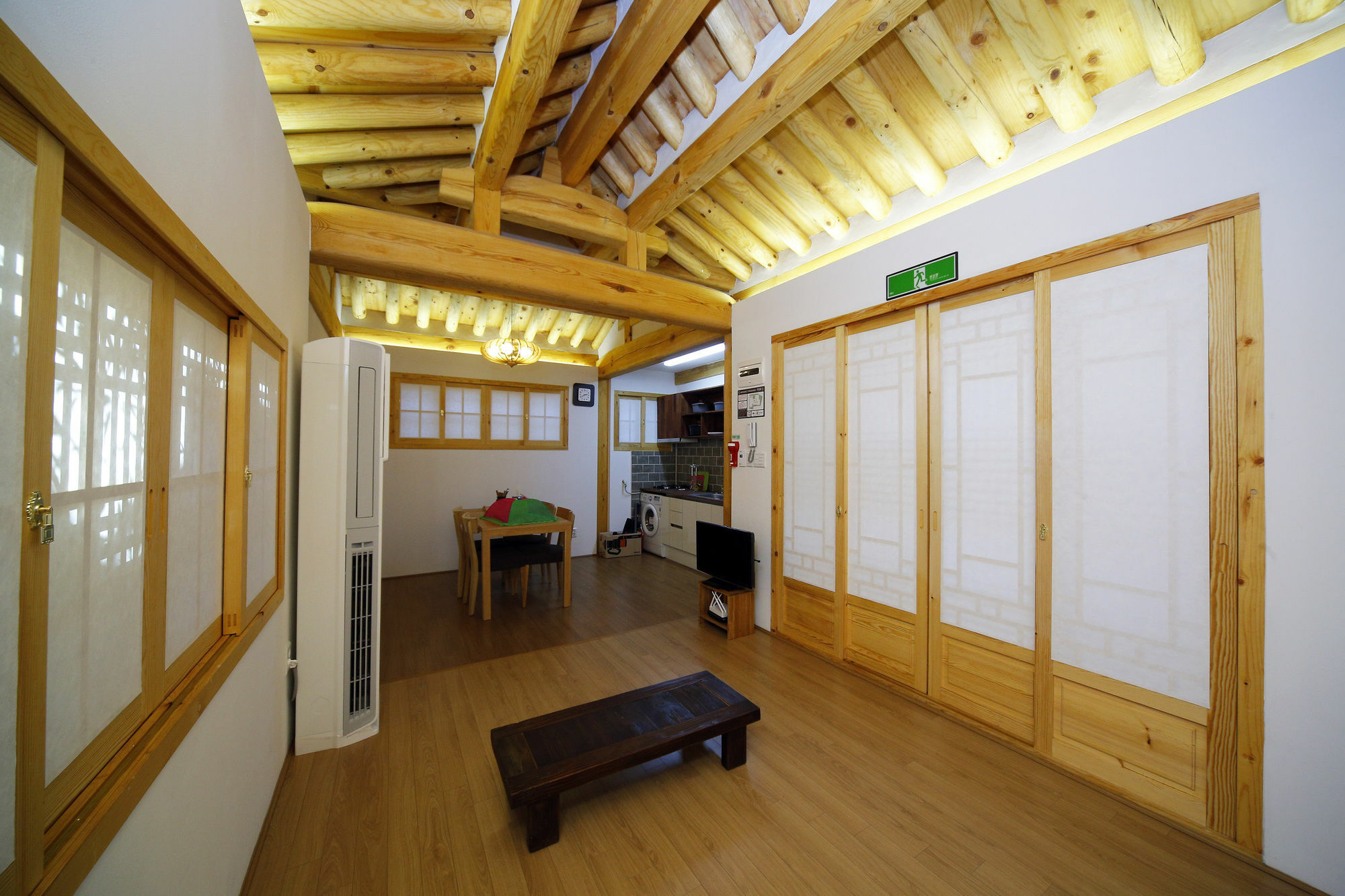 Hanok 24 Guesthouse Gyeongbokgung Seoul Luaran gambar
